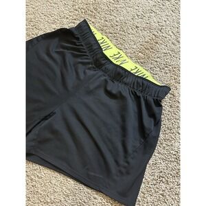 Women's Nike Dri Fit Athletic Shorts - Medium